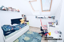 4 Pokojowy bliźniak w świetnej lokalizacji